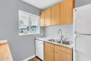 Photo #6: 6661884 Listing 