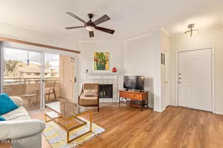 Photo #1: 6661972 Listing 