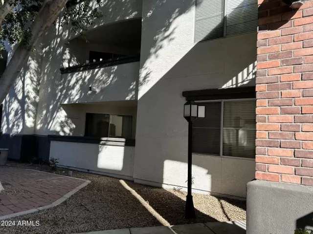 MLS: 6662022 Condo For Sale