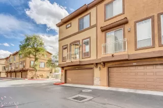 Photo #2: 6662080 Listing 