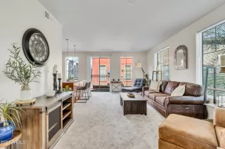 Photo #3: 6662080 Listing 