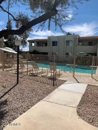 Photo #2: 6662164 Listing 