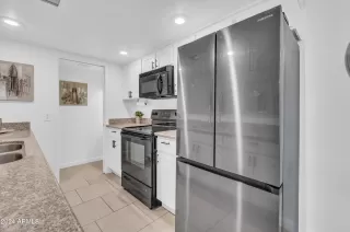 Photo #2: 6662177 Listing 