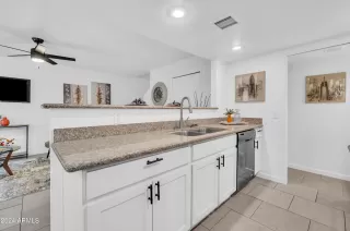 Photo #3: 6662177 Listing 