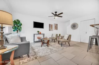 Photo #4: 6662177 Listing 