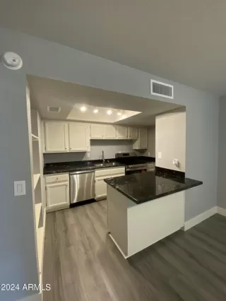 Photo #4: 6662202 Listing 