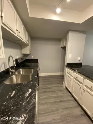 Photo #5: 6662202 Listing 