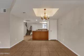 Photo #4: 6662287 Listing 