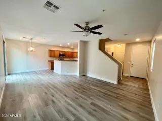 Photo #3: 6662294 Listing 