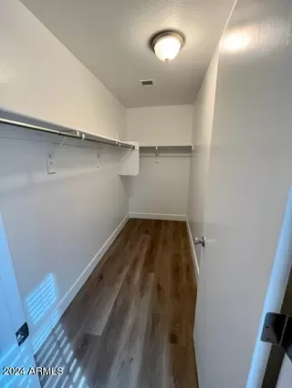 Photo #4: 6662294 Listing 