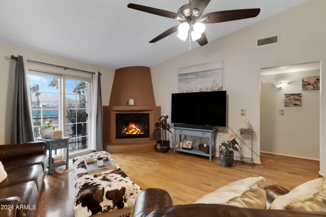 MLS: 6662313 Condo For Sale