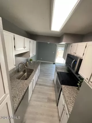 Photo #4: 6662376 Listing