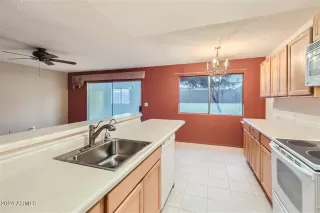 Photo #4: 6662403 Listing