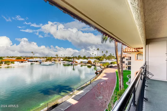 MLS: 6662411 Condo For Sale