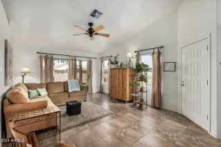 Photo #3: 6662581 Listing