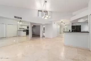 Photo #4: 6662584 Listing