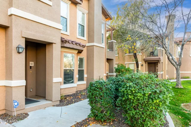 MLS: 6662646 Condo For Sale