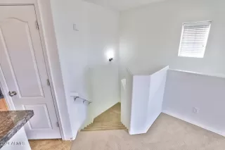 Photo #5: 6662692 Listing