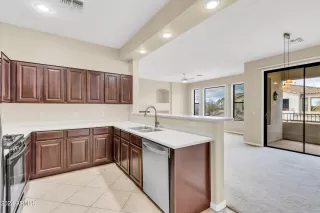 Photo #4: 6662720 Listing