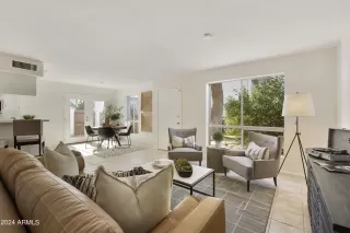 Photo #3: 6662784 Listing