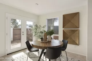 Photo #4: 6662784 Listing