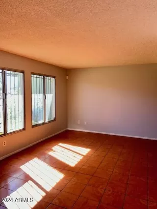 Photo #4: 6662794 Listing 