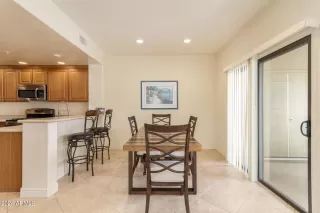 Photo #5: 6662817 Listing 