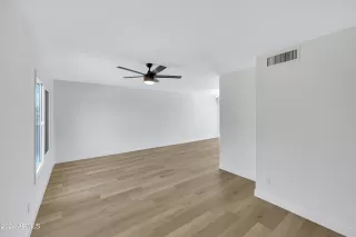 Photo #1: 6662854 Listing 