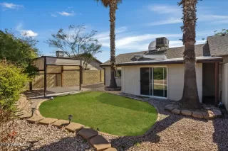 Photo #6: 6662900 Listing 