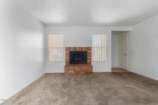 Photo #3: 6662903 Listing