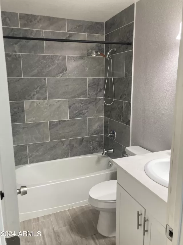 MLS: 6663031 Condo For Sale