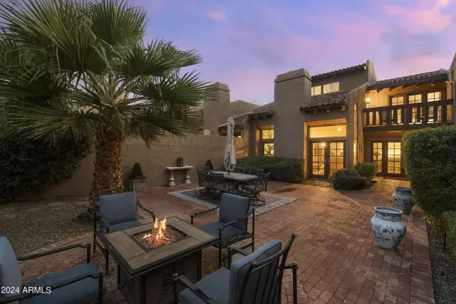 MLS: 6663126 Condo For Sale