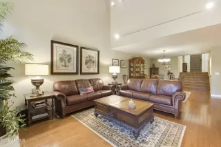 Photo #3: 6663126 Listing