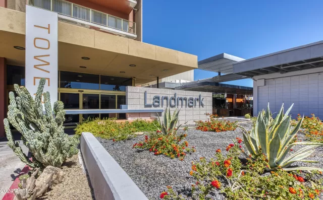 MLS: 6663402 Condo For Sale