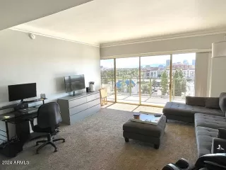 Photo #3: 6663402 Listing