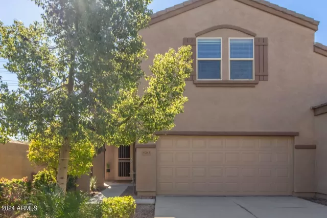 MLS: 6663427 Condo For Sale