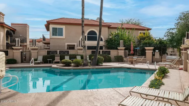 MLS: 6663566 Condo For Sale