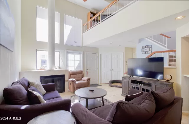 MLS: 6663623 Condo For Sale