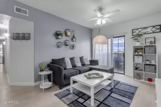 Photo #2: 6663665 Listing 