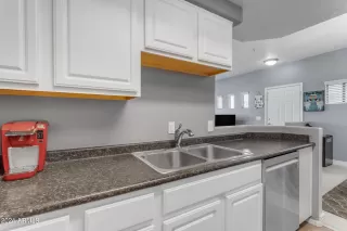 Photo #6: 6663665 Listing 