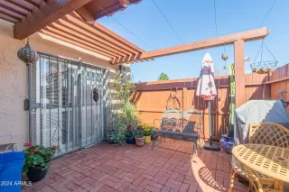 Photo #3: 6663724 Listing 