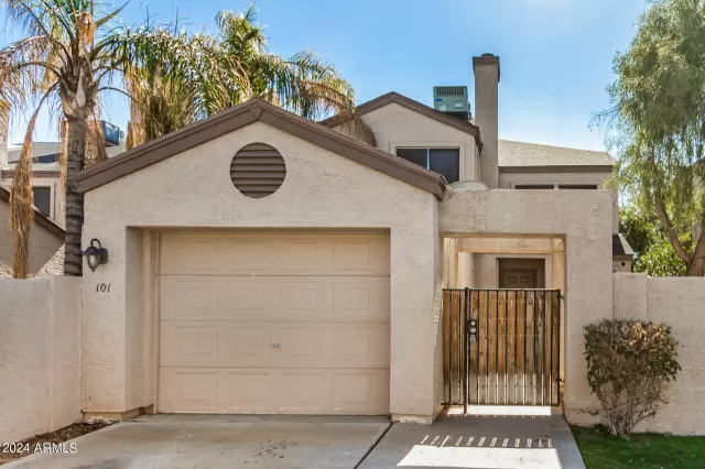 MLS: 6664259 Condo For Sale