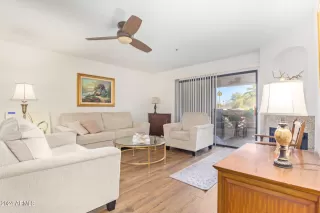 Photo #2: 6664267 Listing