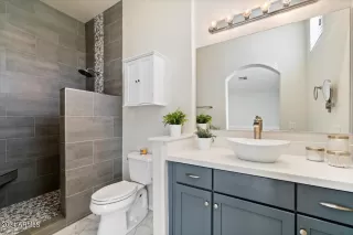 Photo #3: 6664427 Listing 