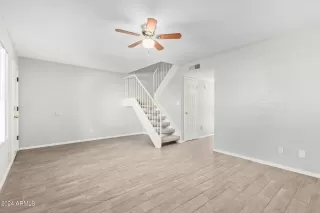 Photo #3: 6664432 Listing