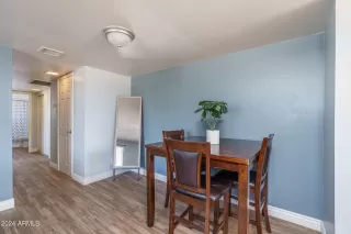 Photo #6: 6664453 Listing