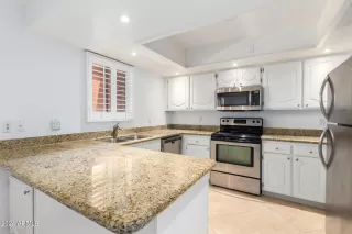 Photo #2: 6664528 Listing 