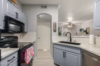 Photo #1: 6664671 Listing 