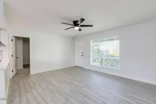 Photo #5: 6664706 Listing