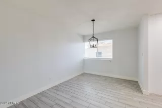 Photo #6: 6664706 Listing